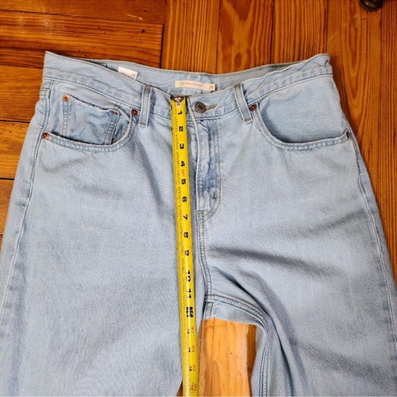 Low Pro Straight Distressed Jean - Picture 12 of 15